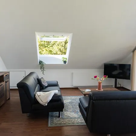 Casa La Vie - Moderne In Ruhiger Lage Nahe Frankfurt, Garten, Kueche, Wlan