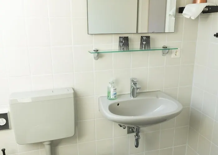 Casa La Vie - Moderne In Ruhiger Lage Nahe Frankfurt, Garten, Kueche, Wlan * Altenstadt